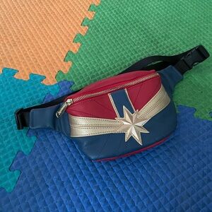 Loungefly captain marvel fanny pack